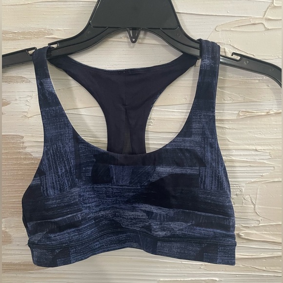Lululemon Invigorate Bra - Picture 5 of 6